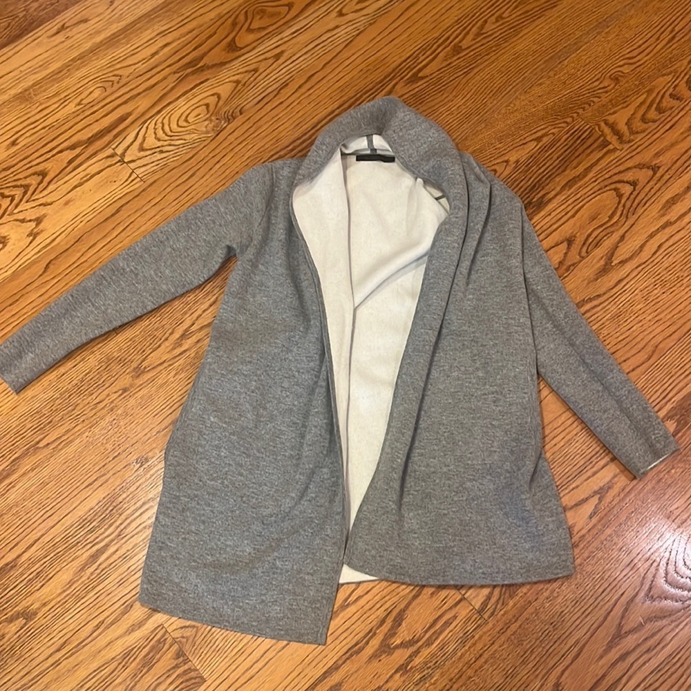 Raffi Woman’s Grey Cardigan Size XS